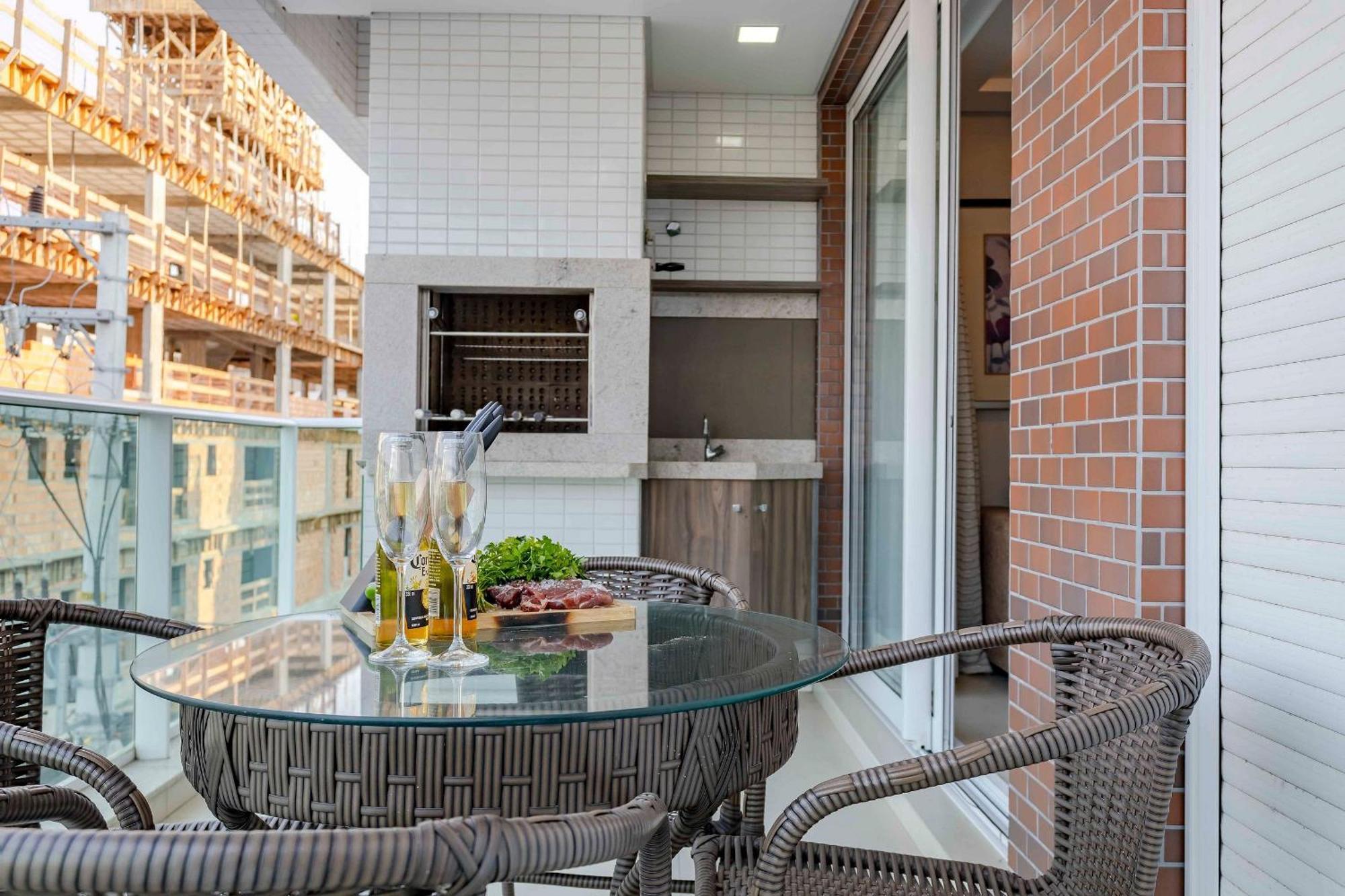 Espetacular Em Com Piscina E - Boulevard Apartment Bombinhas